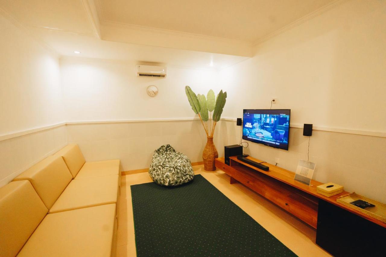 Villa Orked 3 With Family Room Seminyak Buitenkant foto